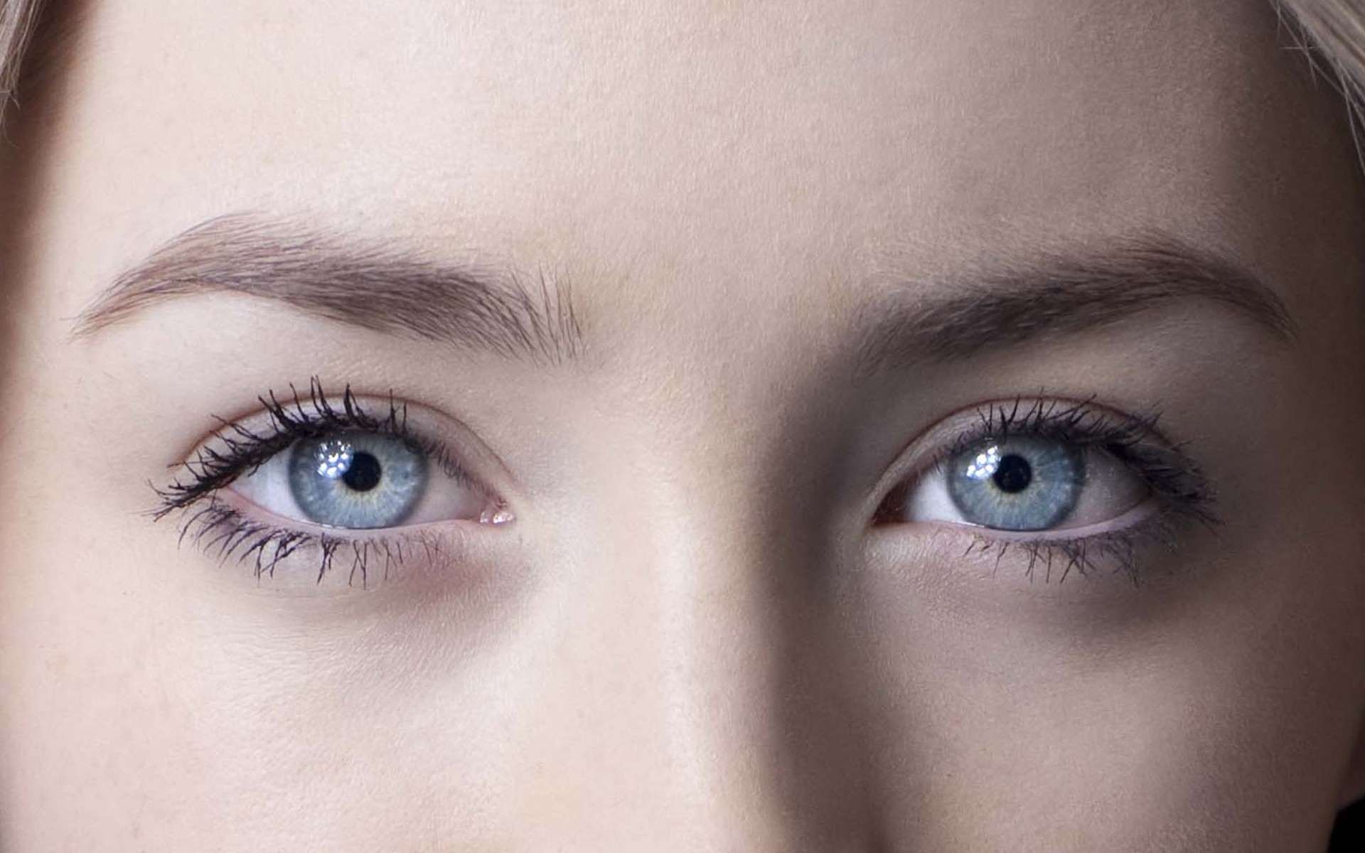 Light blue eyes | Rate my eyes Rating