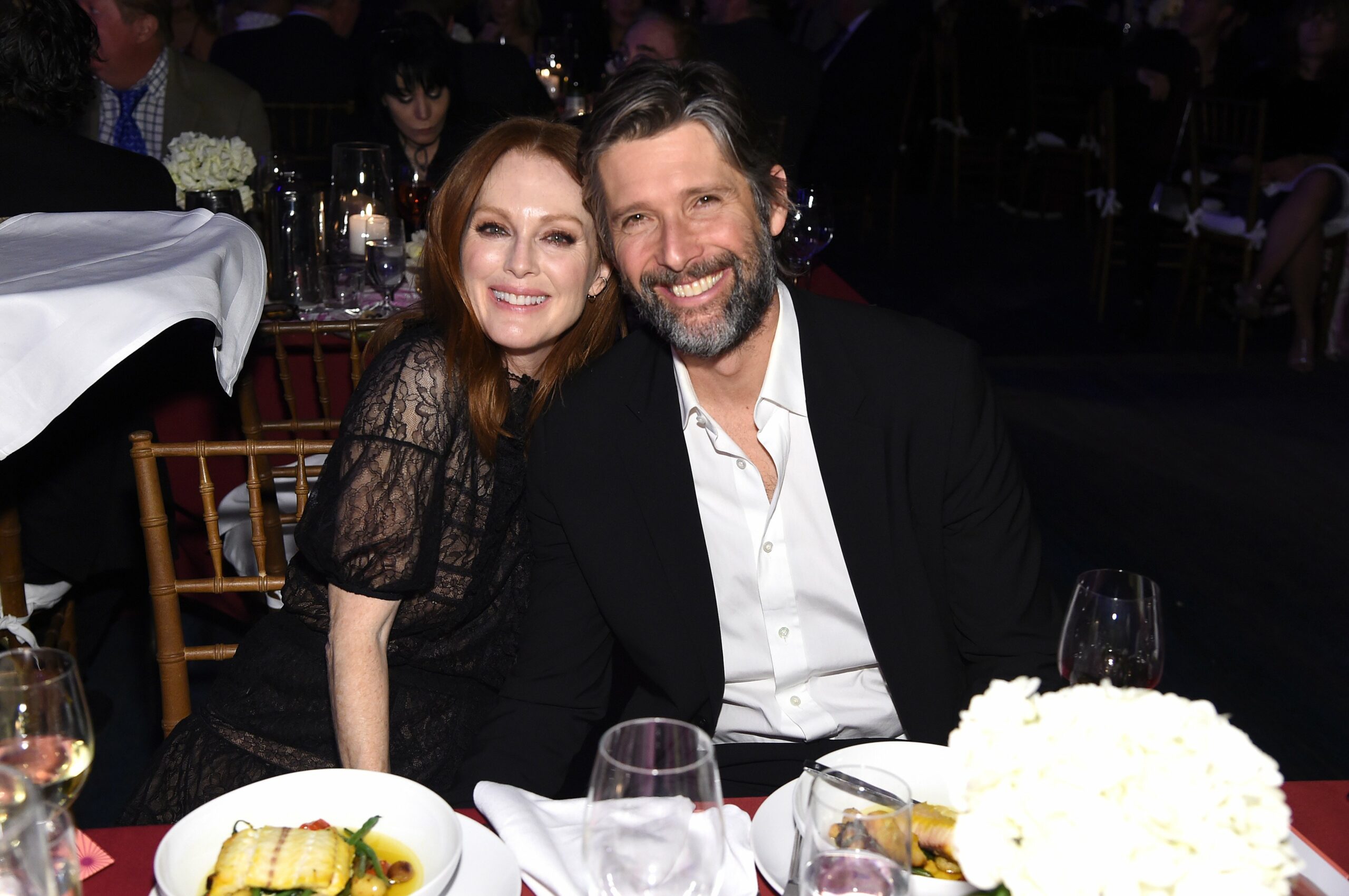 Julianne Moore Shares Advice for a Lasting Marriage as She Talks 24 ...