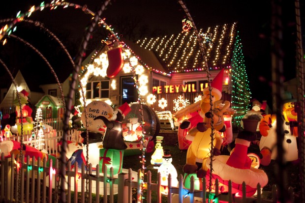 Hammond Christmas display brings light to season | Home and Garden ...