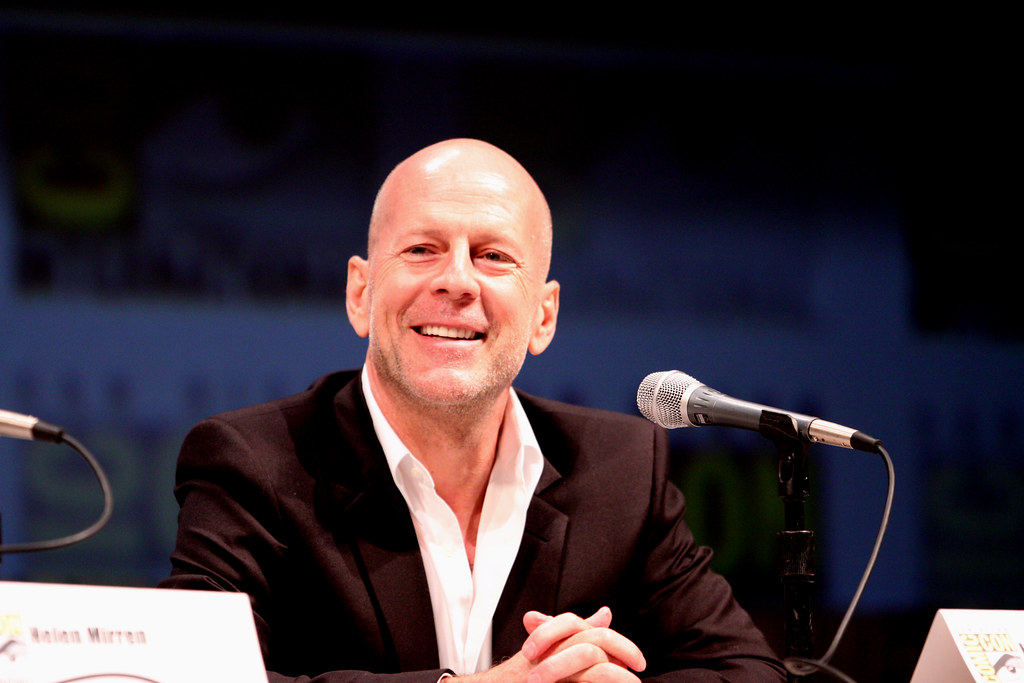  Does Bruce Willis have Aphasia? 