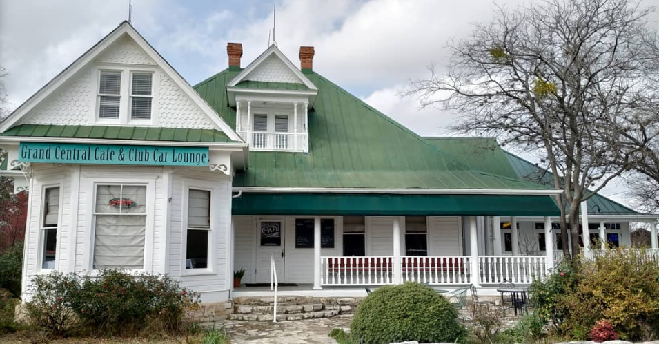 Spend The Night In The Original Texas Chainsaw Massacre House