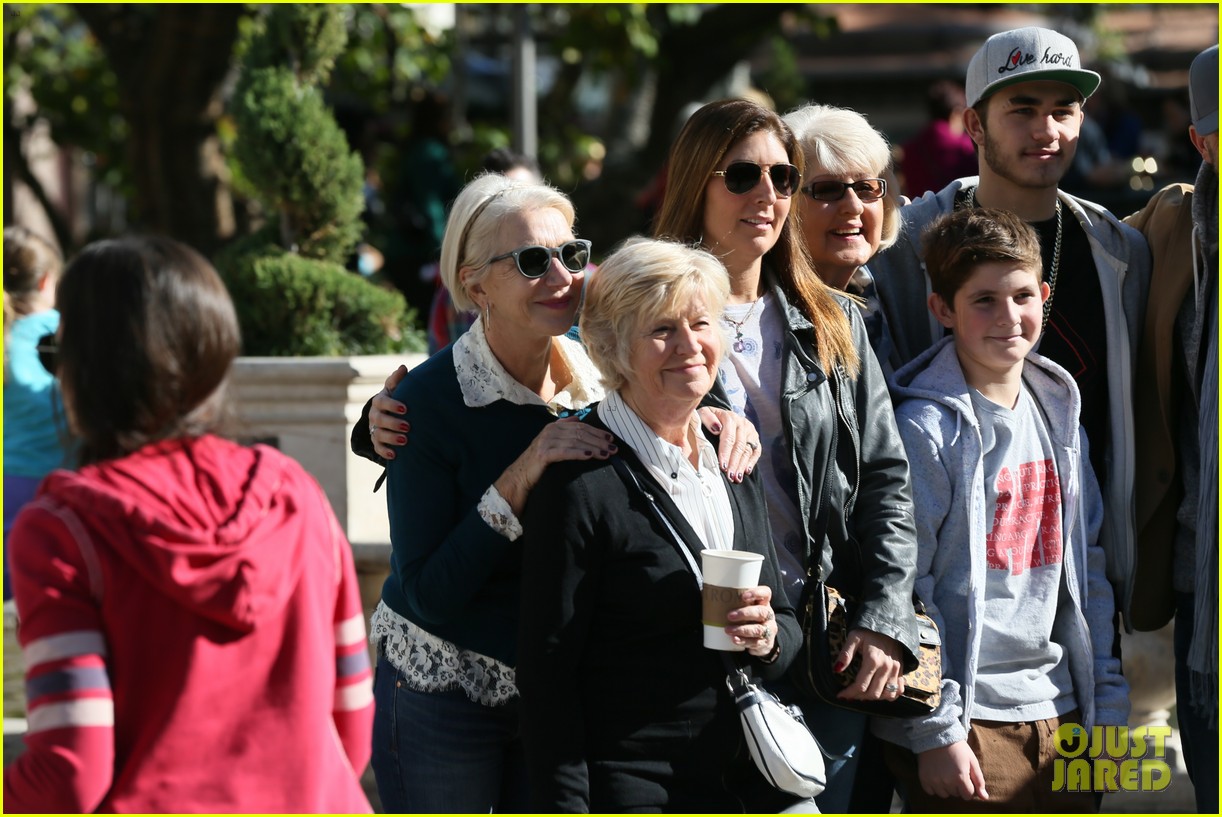 Helen Mirren Gets Into the Holiday Spirit with Her Family: Photo ...