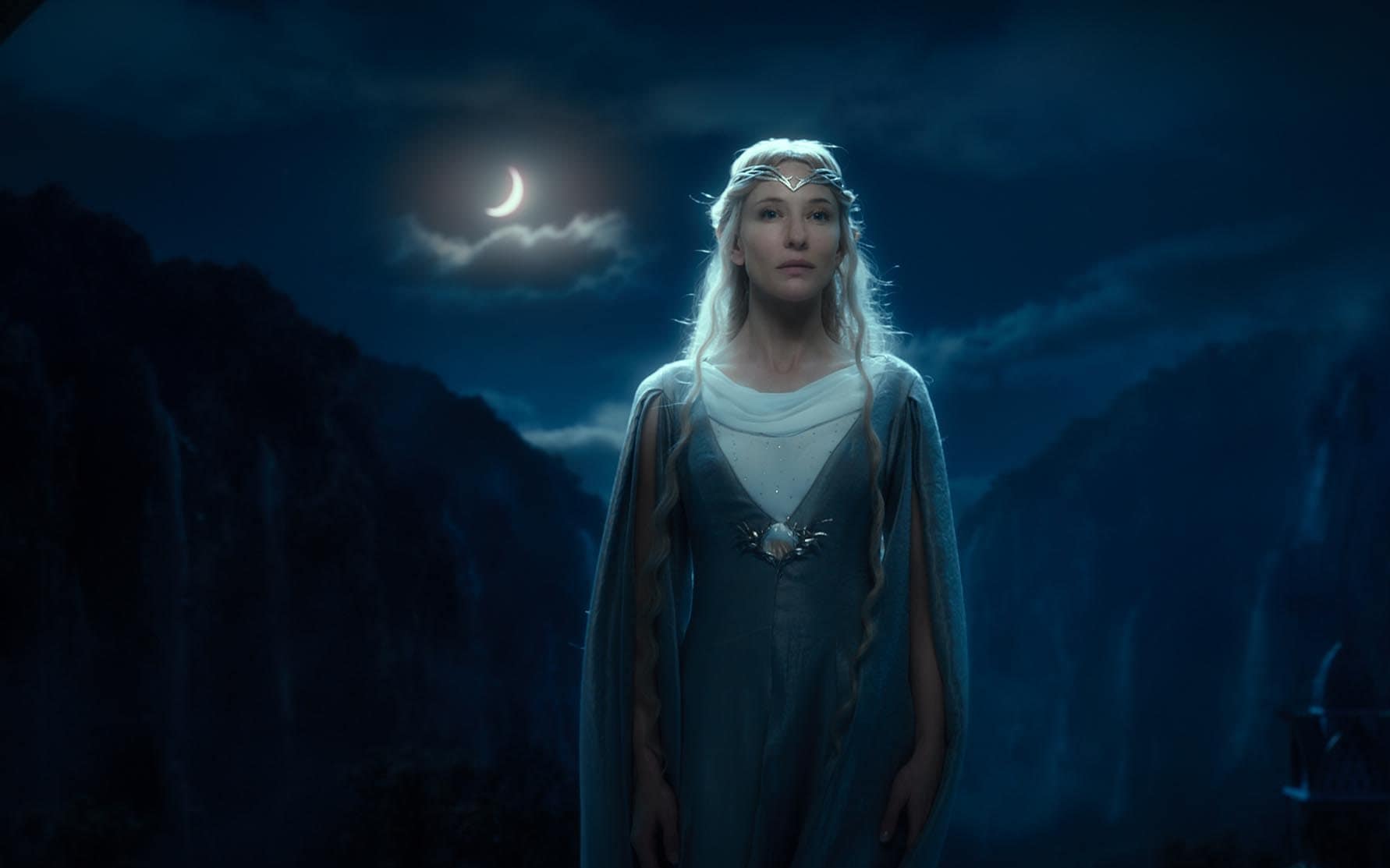 Why is Lady Galadriel So Powerful In Lord Of The Rings? All Powers ...