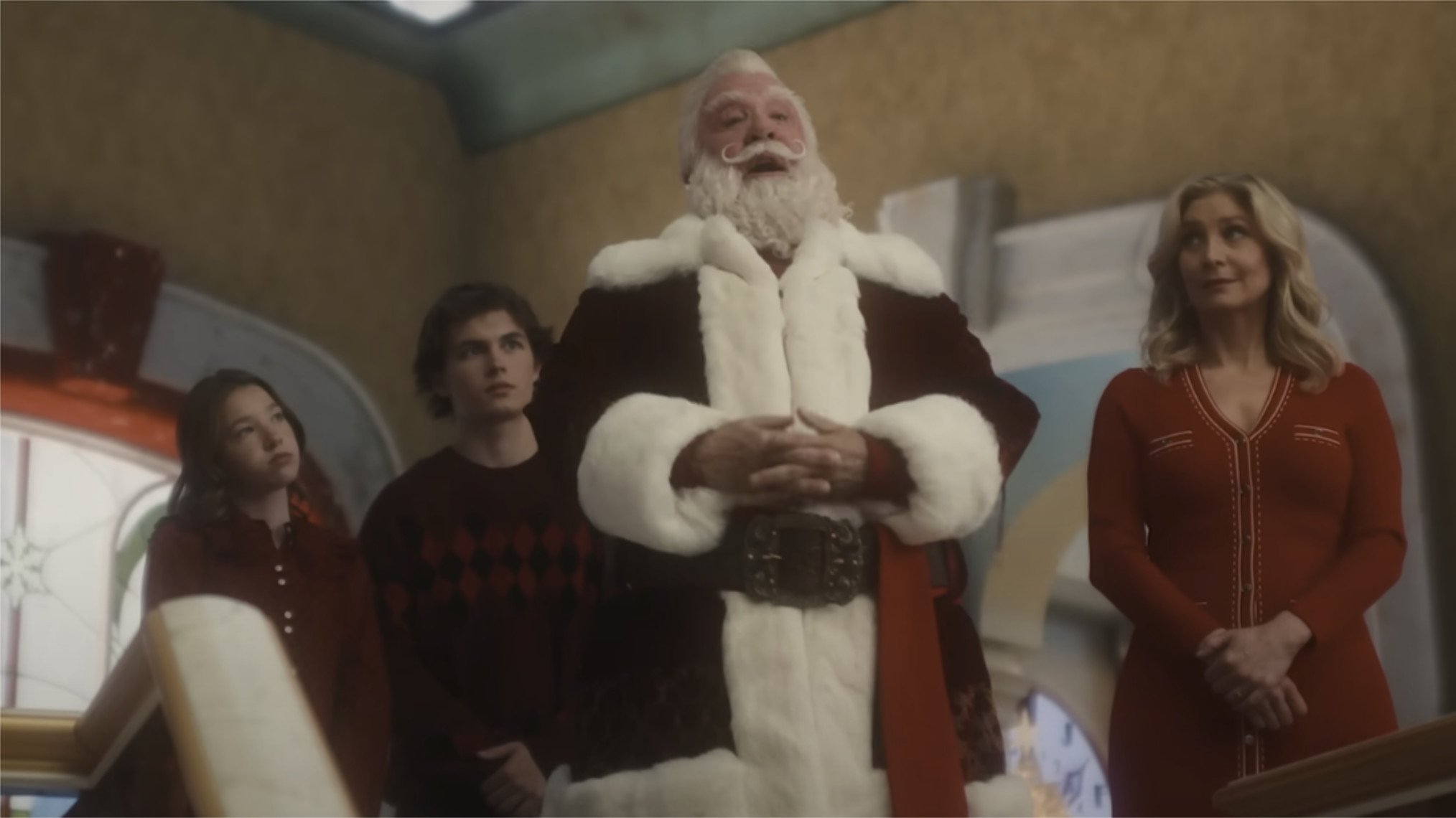 The Santa Clauses Official Trailer - premieres November 16 on Disney+ ...